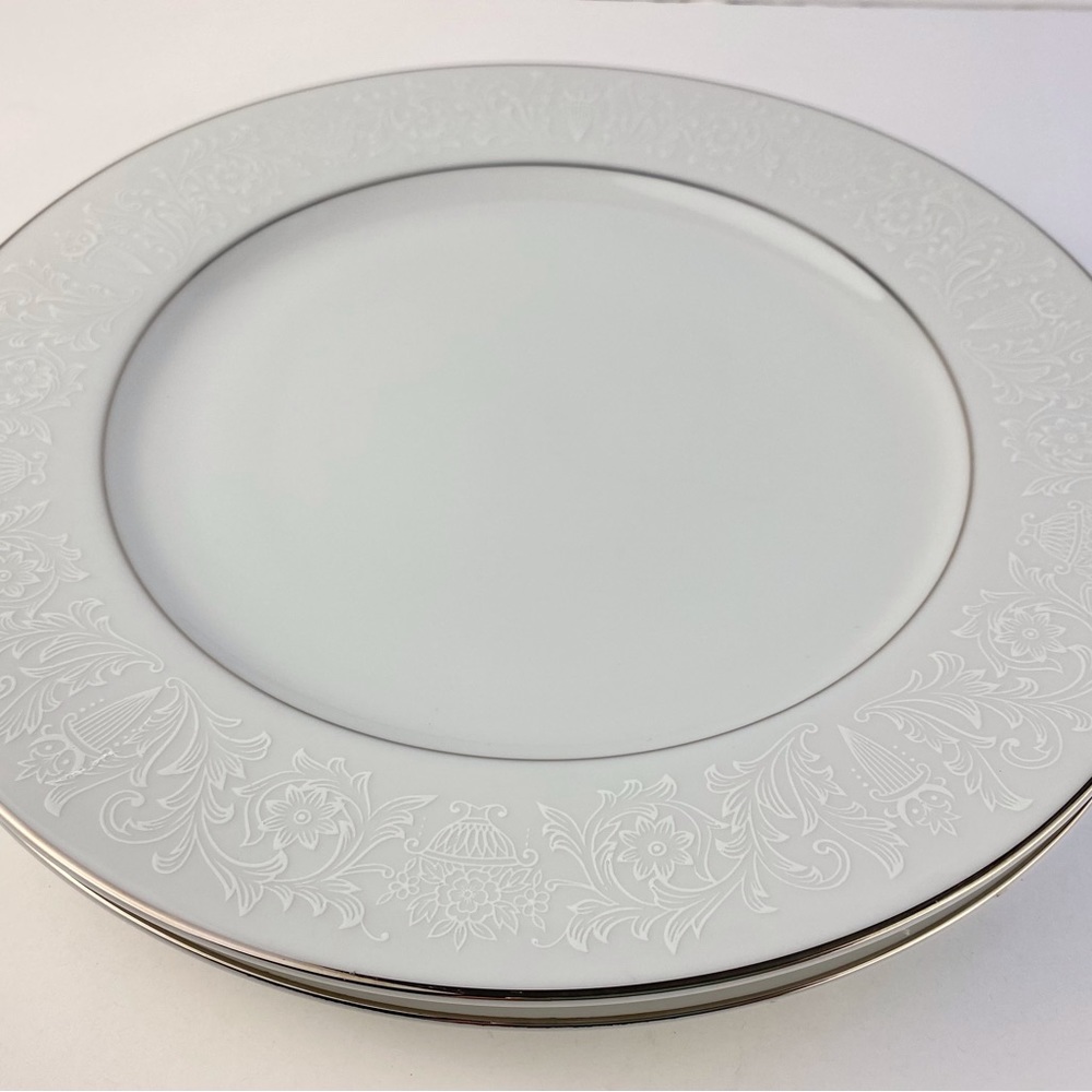 Crown Victoria "Lovelace" dinner plates set of four, vintage fine china, Japan